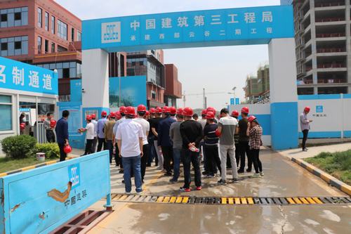 澄合分公司观摩精品工程“取真经”