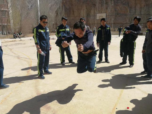 机电安装公司酒钢项目部业余生活“火起来”