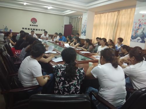 乐虎建设韩城分公司物资设备周材租赁中心“三步走”规范材料合同管理