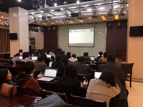 乐虎建设集团举办养老保险业务培训