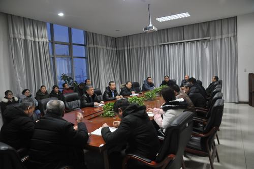 乐虎建设掘进公司：新年首个晨会收假收心鼓干劲