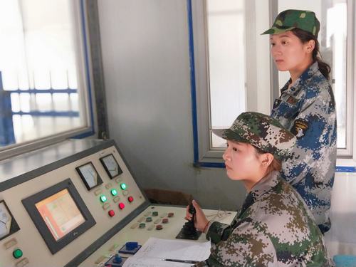 谁说女子不如男