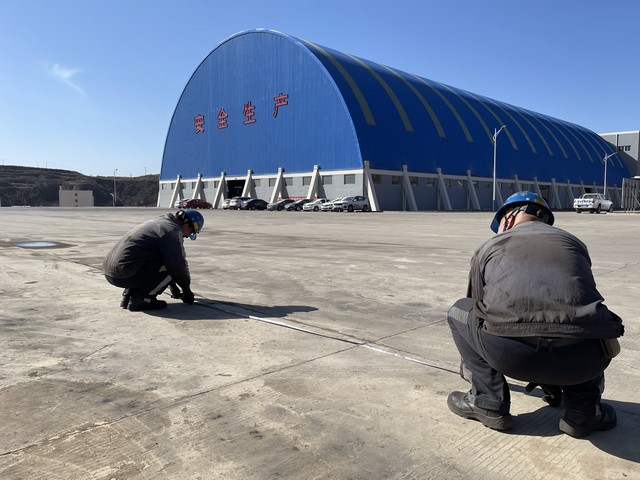 乐虎建设洗选煤运营公司安装第五项目部： 坚守岗位度佳节 年味一分也不减