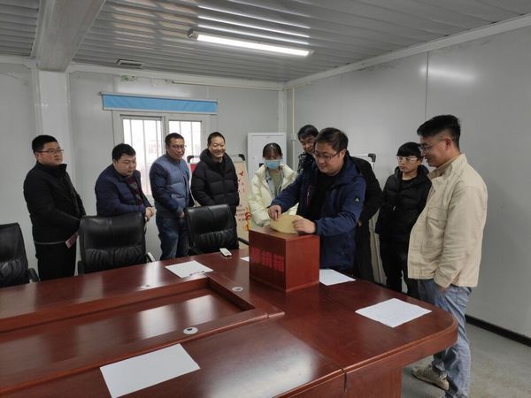 天工公司沣东汽车城项目部全体人员 在这里传递爱心