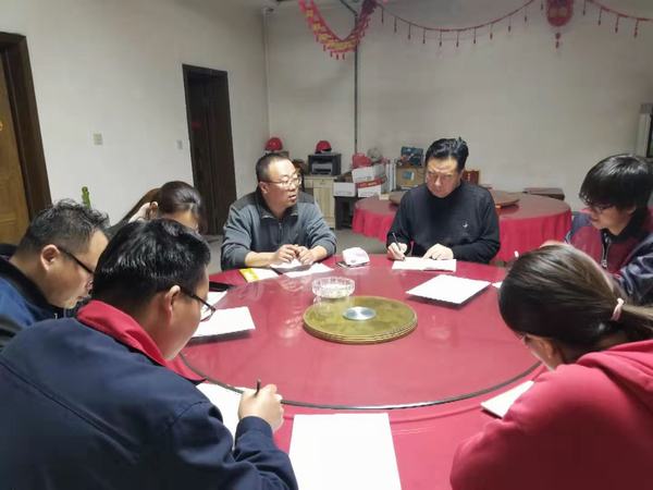 乐虎建设韩城分公司土建五项目部为职工开启夜间“知识加油站”