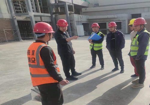 乐虎建设咸阳分公司第六项目部青年劳动显担当