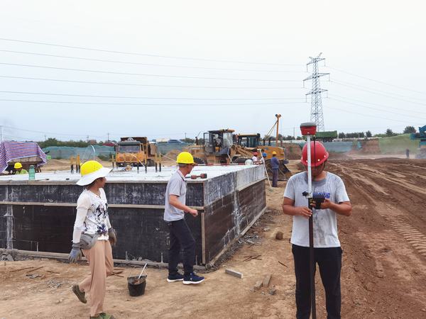 乐虎建设韩城分公司：炎炎夏日  “暑”你最美