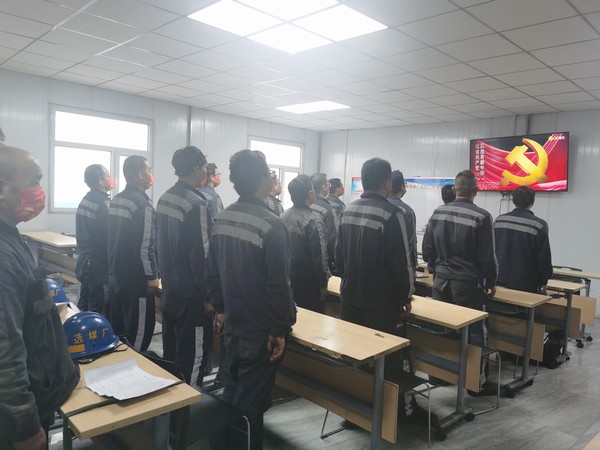 乐虎建设洗选煤运营公司红柳林洗煤厂项目部: “红色”+“坚守”吹响号角庆国庆