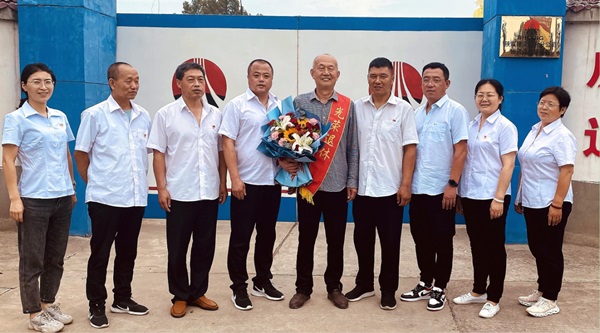 乐虎建设澄合分公司物资设备管理部：全员暖心送战友 阳关山水再一程