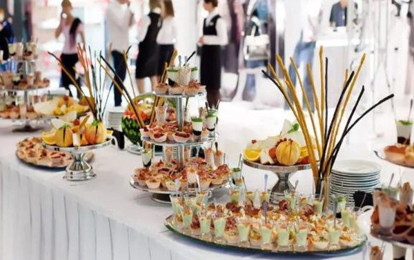 建设集团大秦置业公司：龙湾水境项目暖场活动温情又暖心