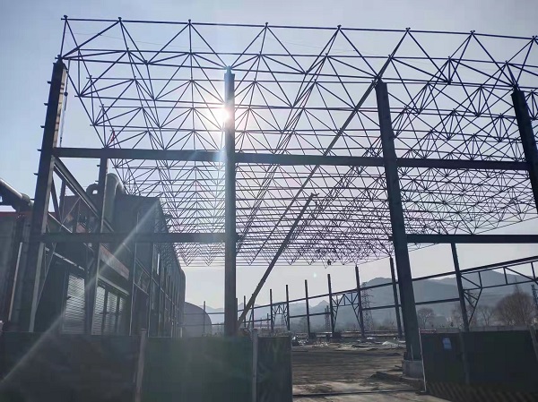 乐虎建设绿宇公司：坚守岗位全速推进项目建设