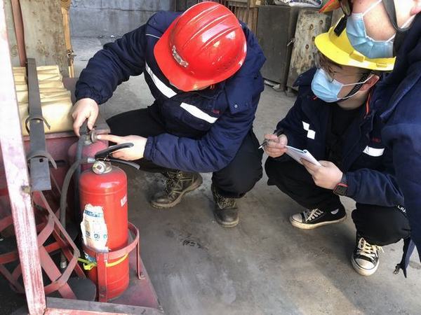 乐虎建设韩城分公司安装三项目部：今年春节我在岗 诠释最美敬业福