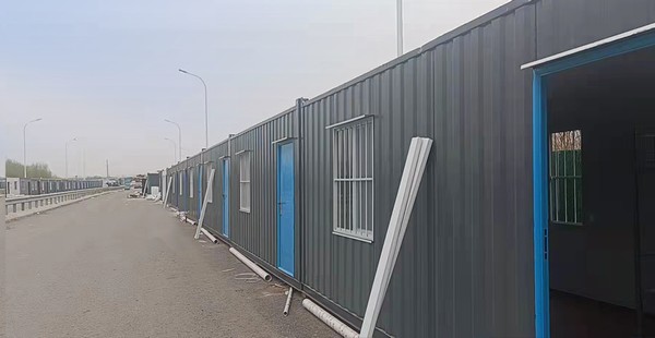 乐虎建设洗选煤运营公司第六项目部积极援建方舱医院