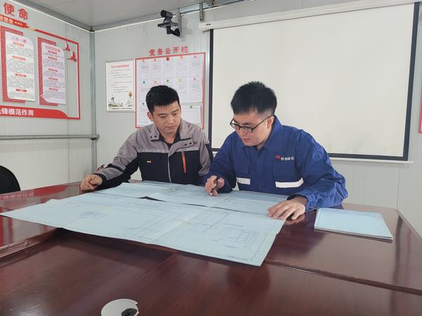 乐虎建设澄合分公司第二机电安装队：“不待扬鞭自奋蹄”的年轻人