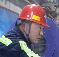 用平凡点亮征程，用坚守诠释责任