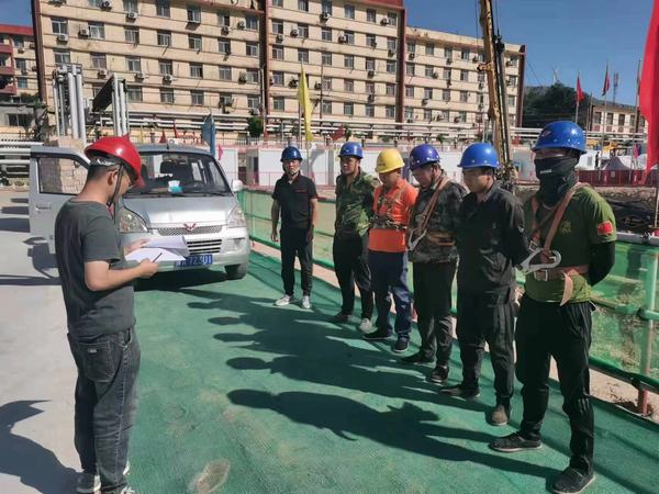 乐虎建设韩城分公司土建六项目部：战高温 斗酷暑 建设项目不停步