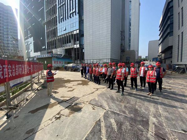 乐虎建设天工公司土建十五部举行大干30天主题动员会