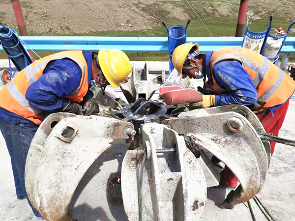 乐虎建设矿建三公司：劳动竞赛热潮涌 奋勇争先逐浪高