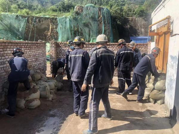 乐虎建设矿建二公司：防暑防汛“两手抓” 双管齐下促生产