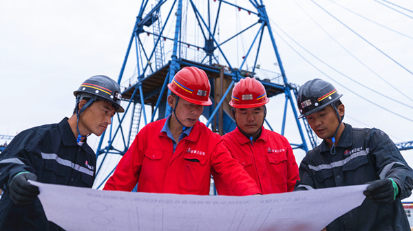 乐虎建设矿建三公司：冲刺四季度 谋篇再跨越