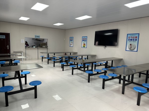 乐虎建设机电安装公司：翻新“两堂一舍”温暖职工心