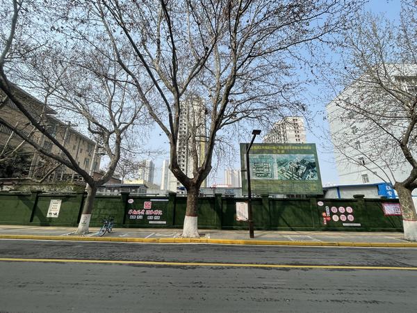 乐虎建设渭南分公司：建好文明工地助力渭南文明城市创建