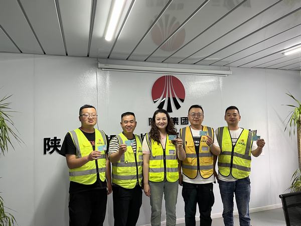 小小蛋糕卡 温暖职工心