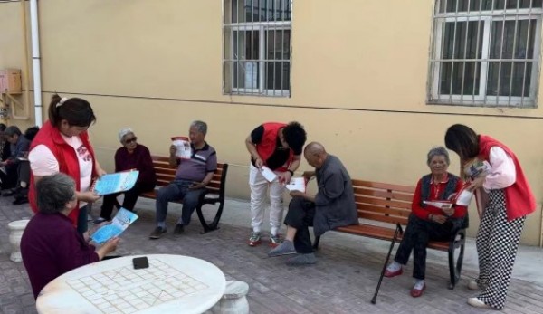 乐虎建设机电安装公司：开展应急科普进社区宣传活动