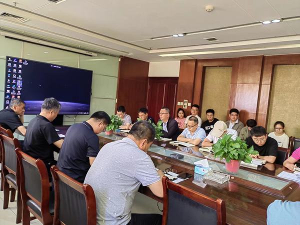 乐虎建设煤矿运营服务分公司：开展“初夏已至 书香有约”主题赠书活动