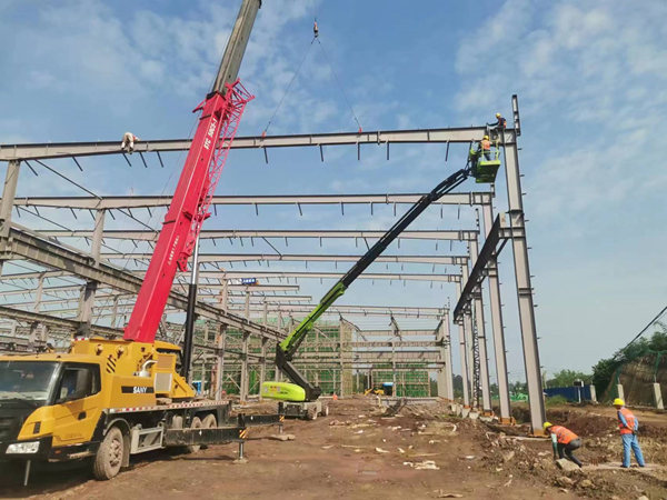 乐虎建设汉中分公司各项目部战高温 保生产 在行动