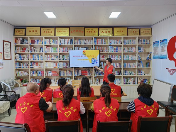 乐虎建设铜煤公司：志愿宣传不停歇 共筑反诈“防火墙”