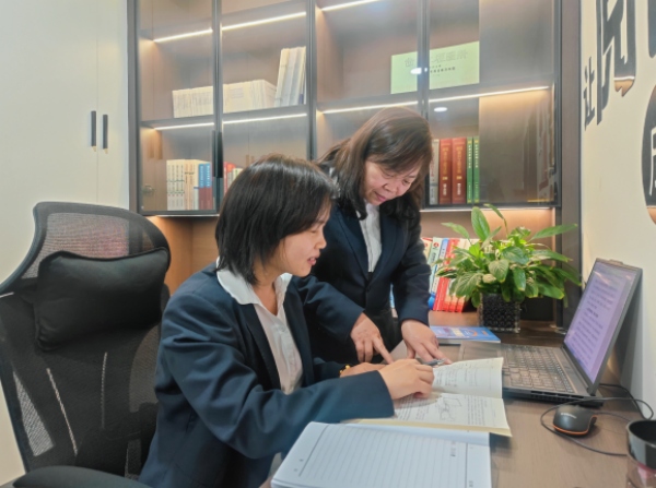 乐虎建设矿建三公司：“宝藏”读书角，解锁阅读学习“新姿势”