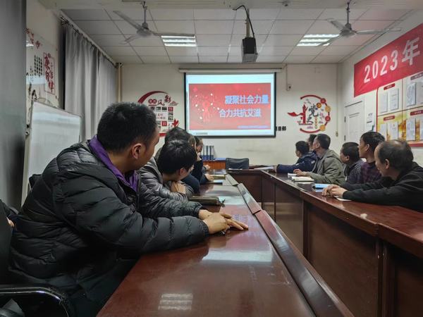 乐虎建设洗选煤运营公司柠条塔运营项目部开展“凝聚社会力量 合力共抗艾滋”主题宣传活动