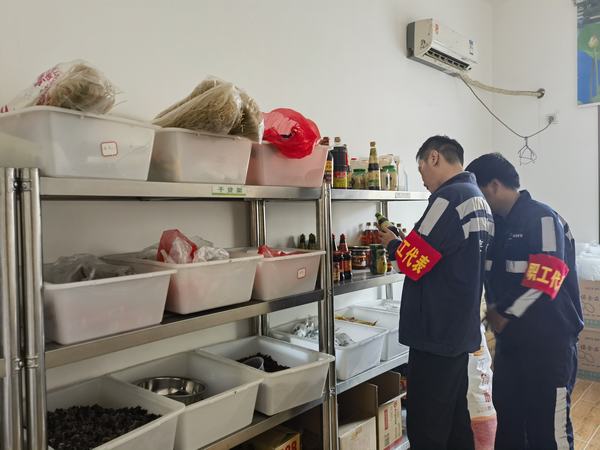 乐虎建设洗选煤运营公司神渭蒲城运营项目部:职工代表勤巡查 “两堂一舍”暖人心