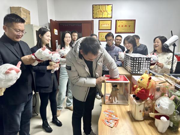 乐虎建设绿宇公司: 以“暖心服务”传递“公司温度”