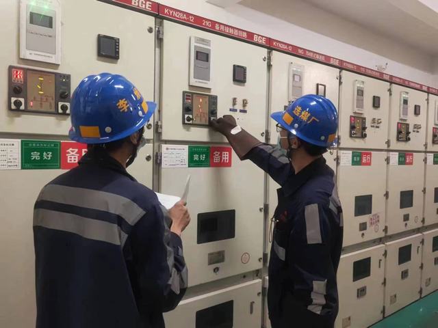 	乐虎建设洗选煤运营公司红柳林洗煤厂项目部： 坚守“五一”立足岗位 诠释劳动之美