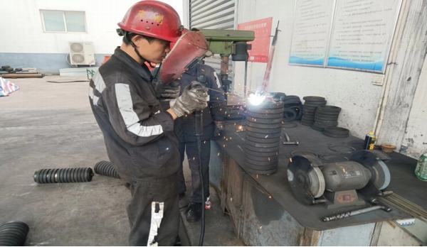 乐虎建设洗选煤运营公司：过好“紧日子” 奔赴“好日子”