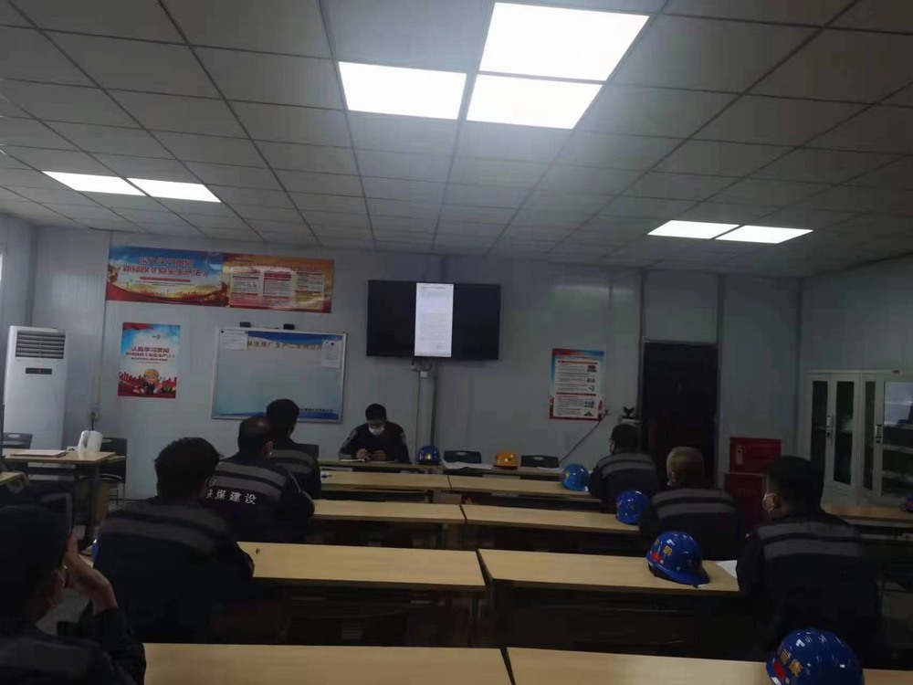 乐虎建设洗选煤运营公司红柳林洗煤厂项目部： 以人为本 把健康“请进门”