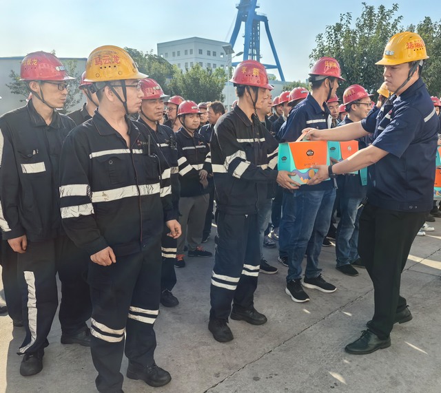 乐虎建设洗选煤运营公司澄合山阳运营项目部：一样中秋别样圆  情深意浓共团圆