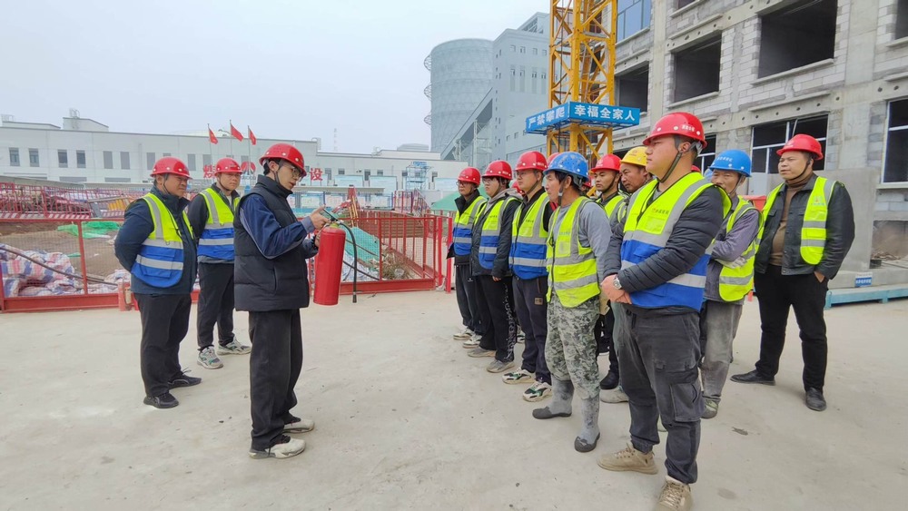 乐虎建设渭南分公司第七项目部:安全百日行 我们在行动