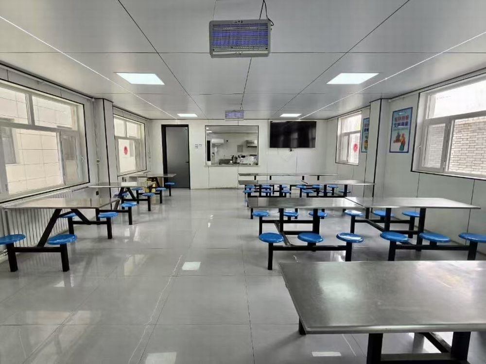 乐虎建设机电安装公司曹家滩项目部:两堂一舍,温馨如家