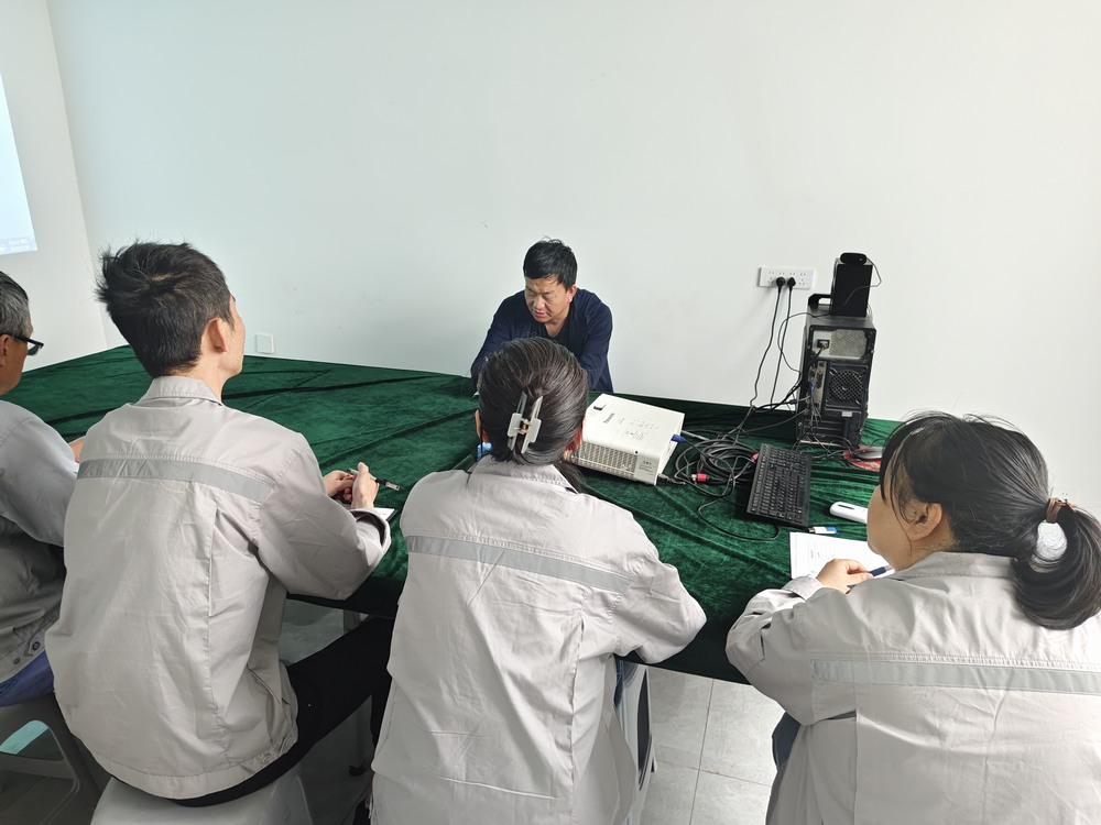 乐虎建设铜煤公司基层项目部“安全生产公开课”活力开讲!