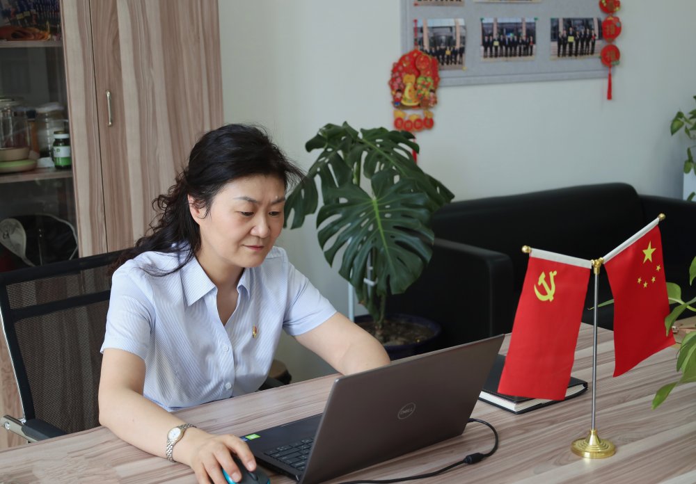 乐虎建设西北分公司：榜样引领促攻坚 实干笃行践初心