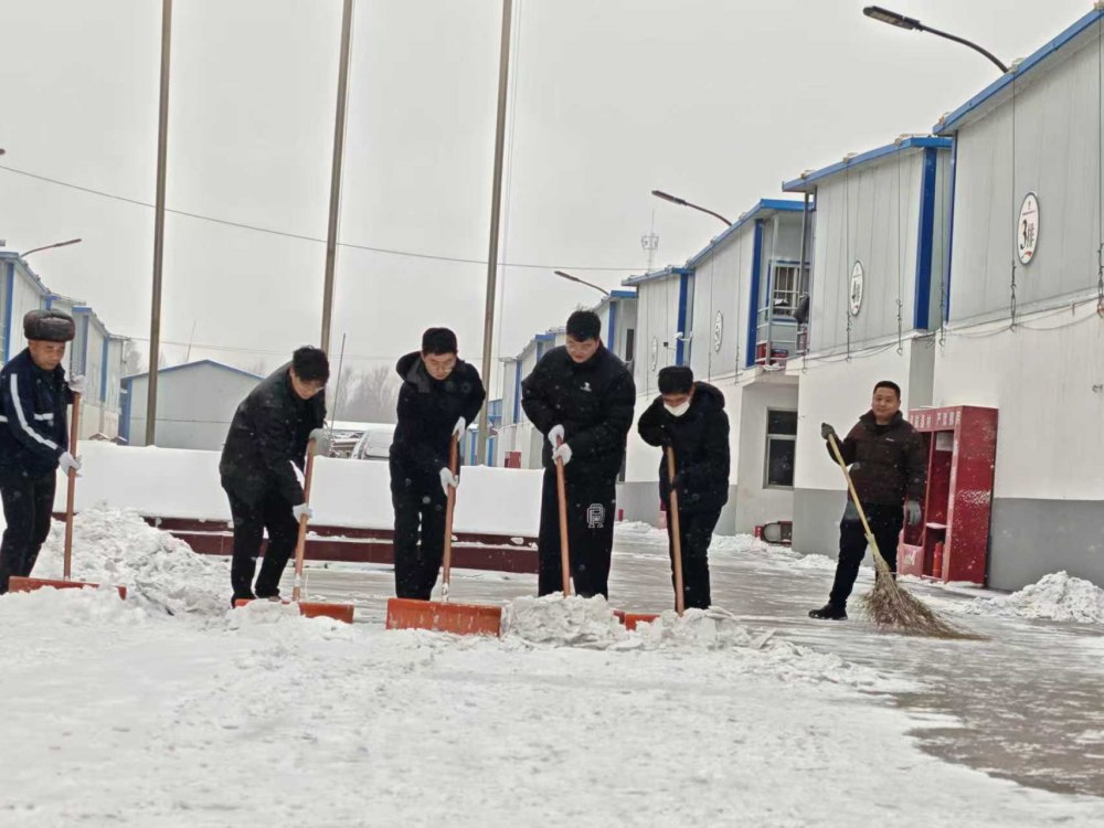 乐虎建设煤矿运营服务分公司:设备“御医”开良方,雪后问诊保平安