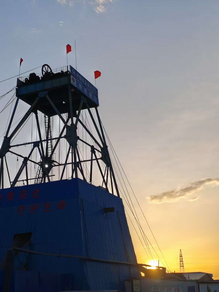 乐虎建设矿建二公司：矿建工地的冬日暖阳