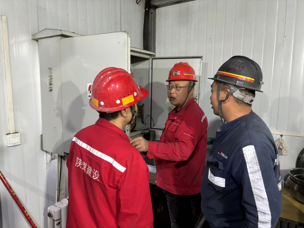 乐虎建设矿建三公司:寒潮来袭 安全防线不松懈