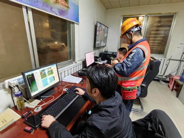 乐虎建设煤矿运营服务分公司:闻令而动护稳定 全力以赴筑防线