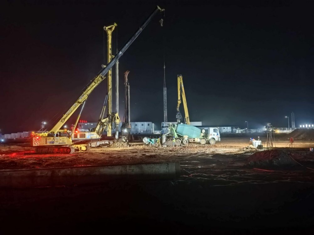 乐虎建设西北分公司汨罗桩基项目部:昼夜奋战抢工期,全力以赴抓节点