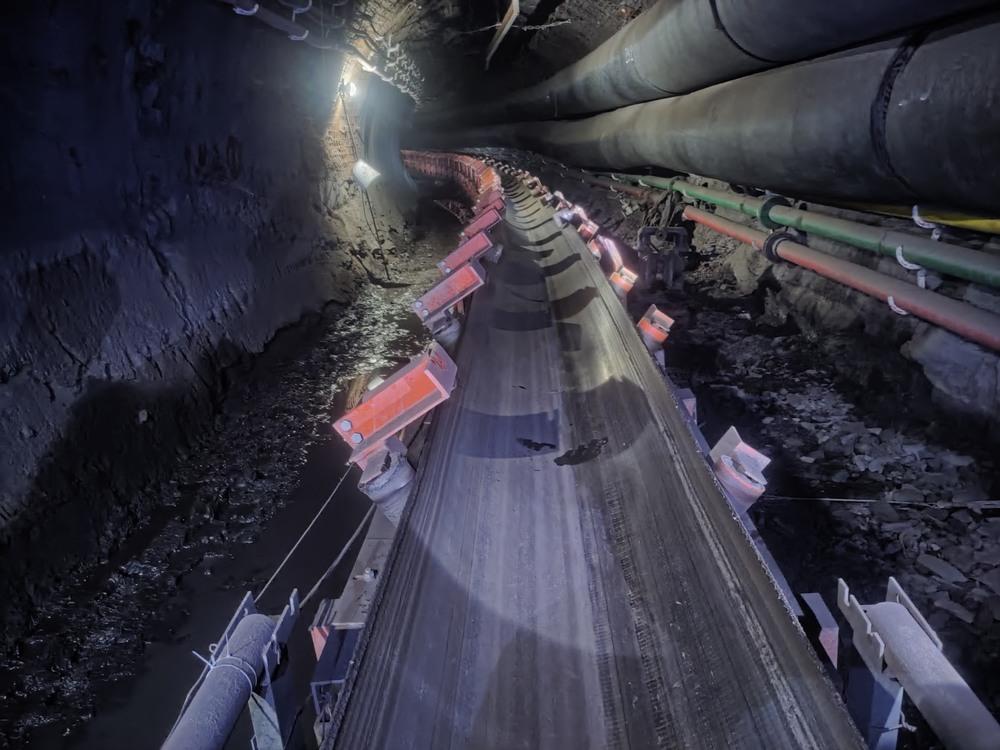 乐虎建设矿建二公司王峰项目部S1303工作面瓦斯抽采专用巷拐弯段掘进实现施工效能新突破